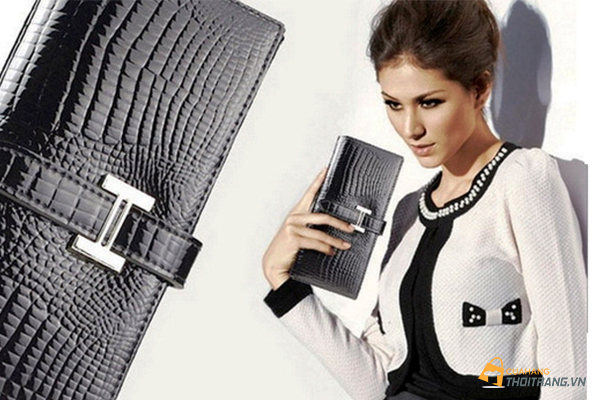 Top 7 mẫu ví cầm tay nữ đang là hot trend được các nàng yêu thích